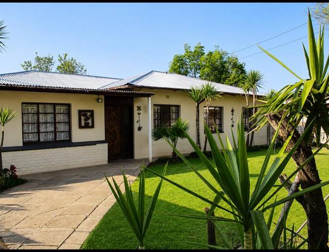 4 BEDROOM HOUSE FOR SALE IN WILGEHOF